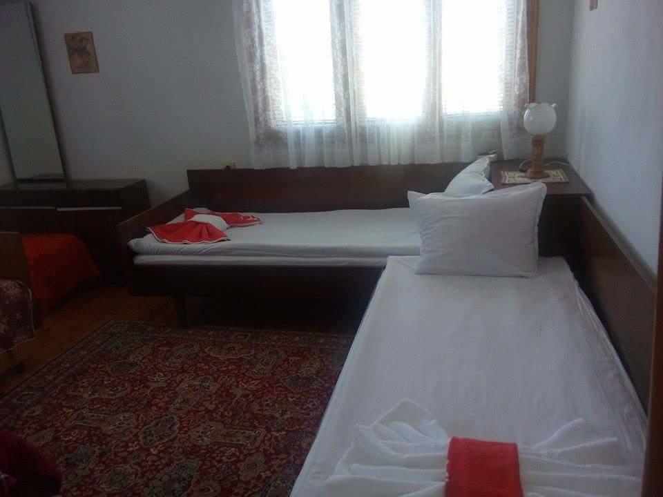 Guest House Ahp Mala Tsurkva Bagian luar foto