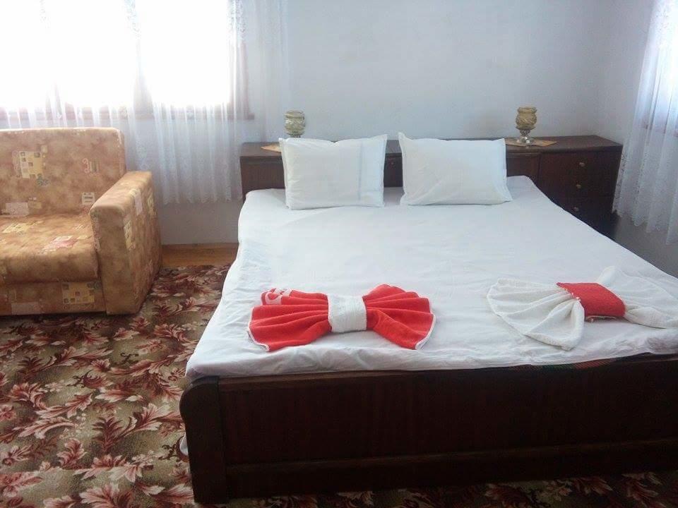 Guest House Ahp Mala Tsurkva Ruang foto