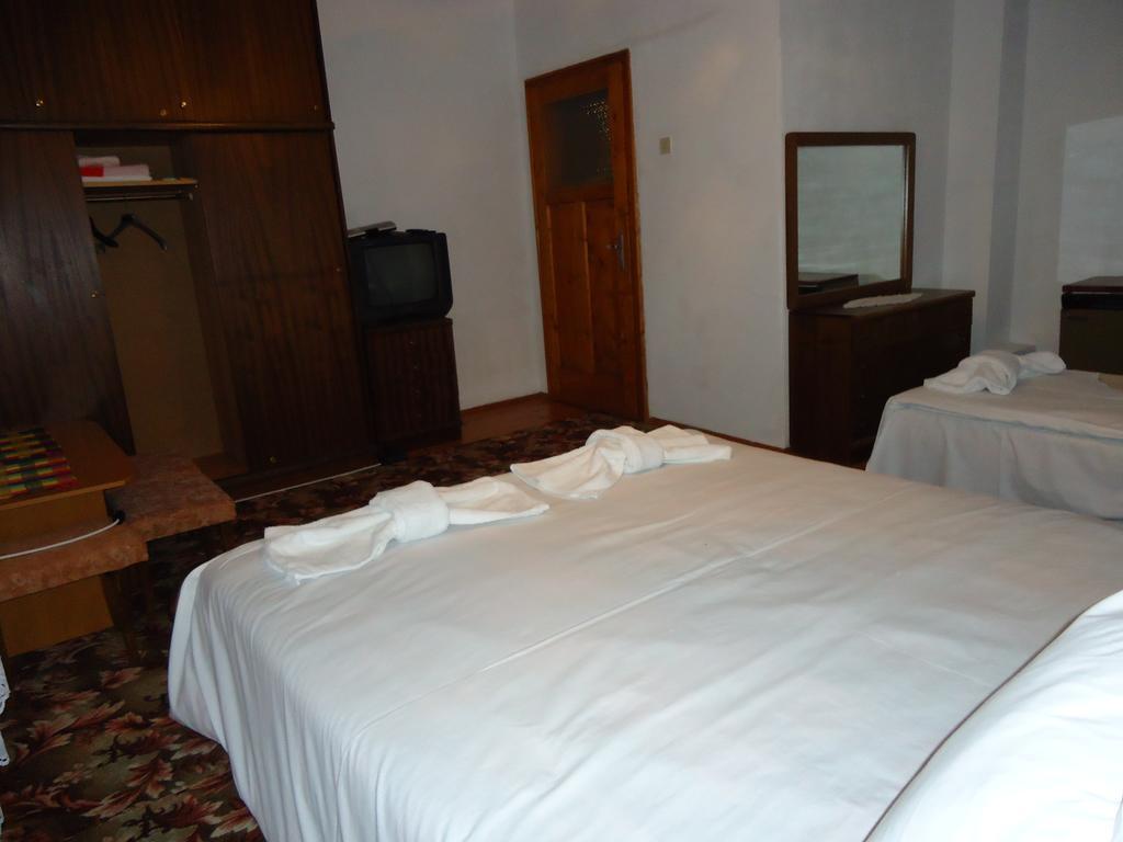 Guest House Ahp Mala Tsurkva Ruang foto