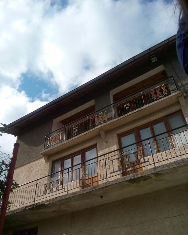 Guest House Ahp Mala Tsurkva Ruang foto